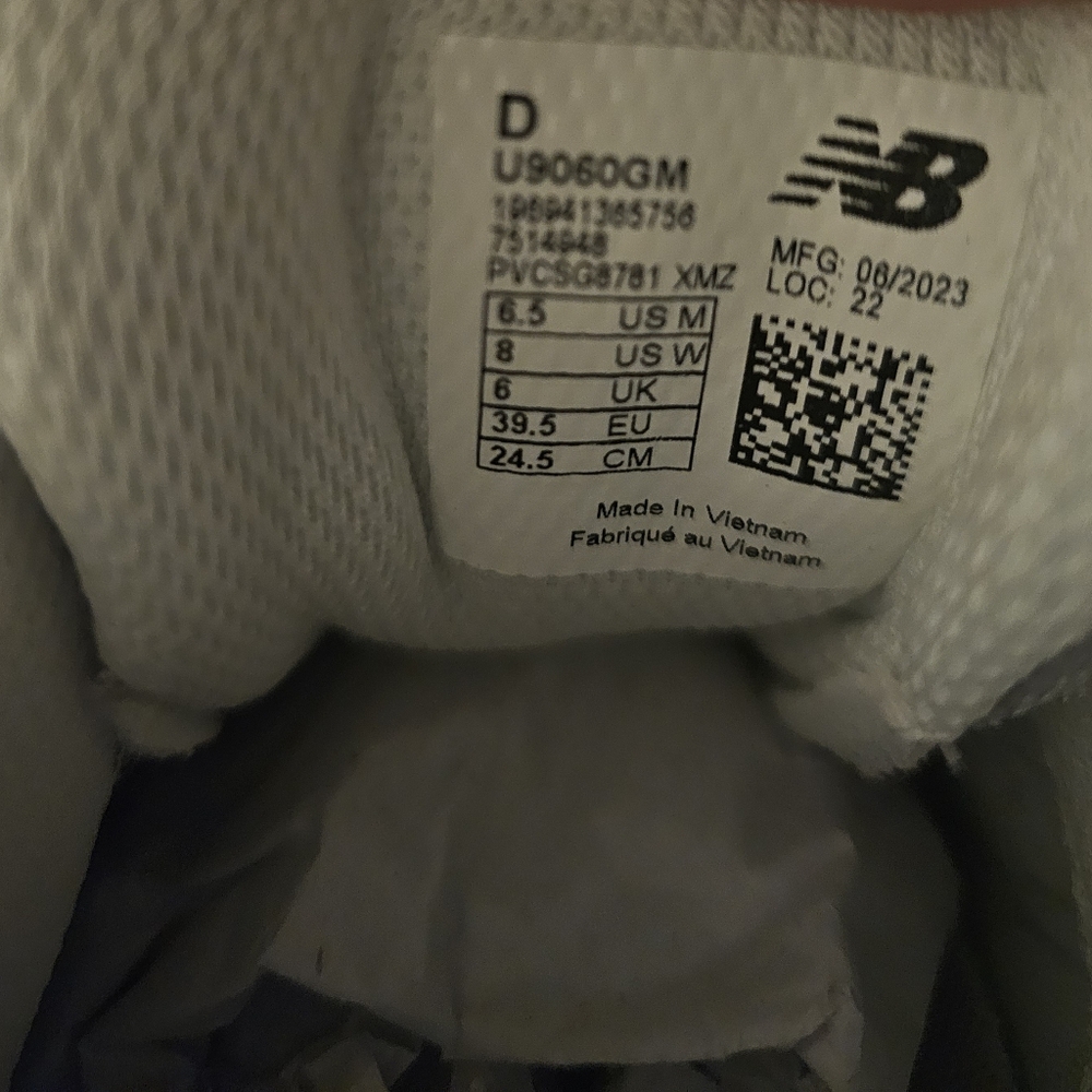 New Balance Gray Sneakers - Picture 4 of 5